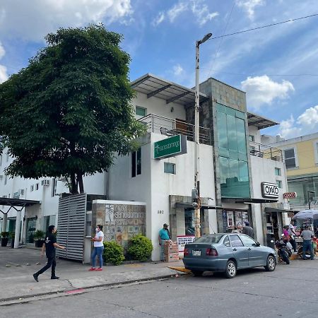 Hotel Santo Domingo Express Villahermosa Exterior photo