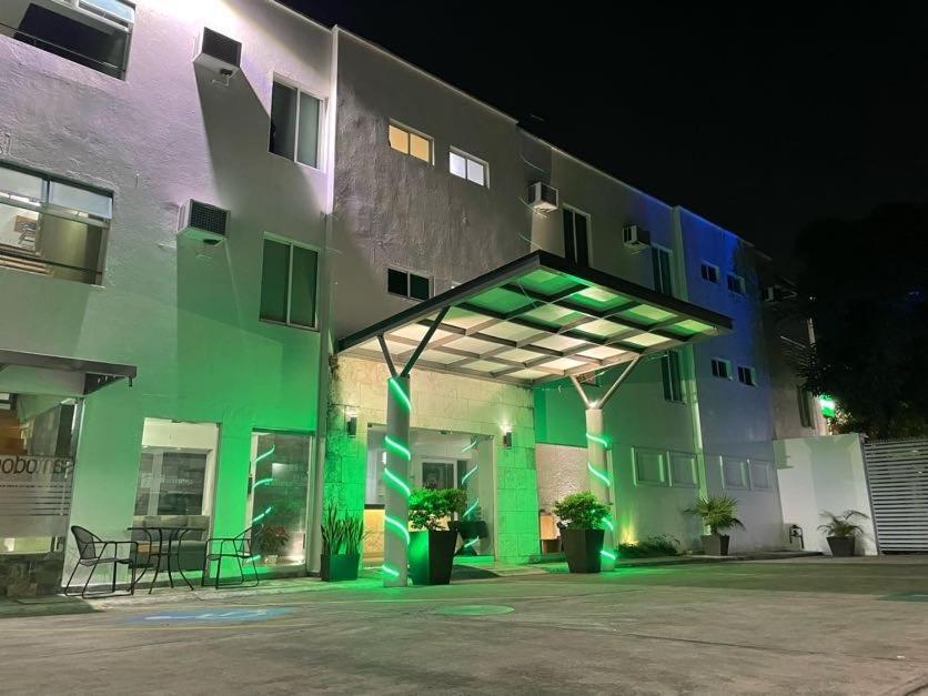 Hotel Santo Domingo Express Villahermosa Exterior photo