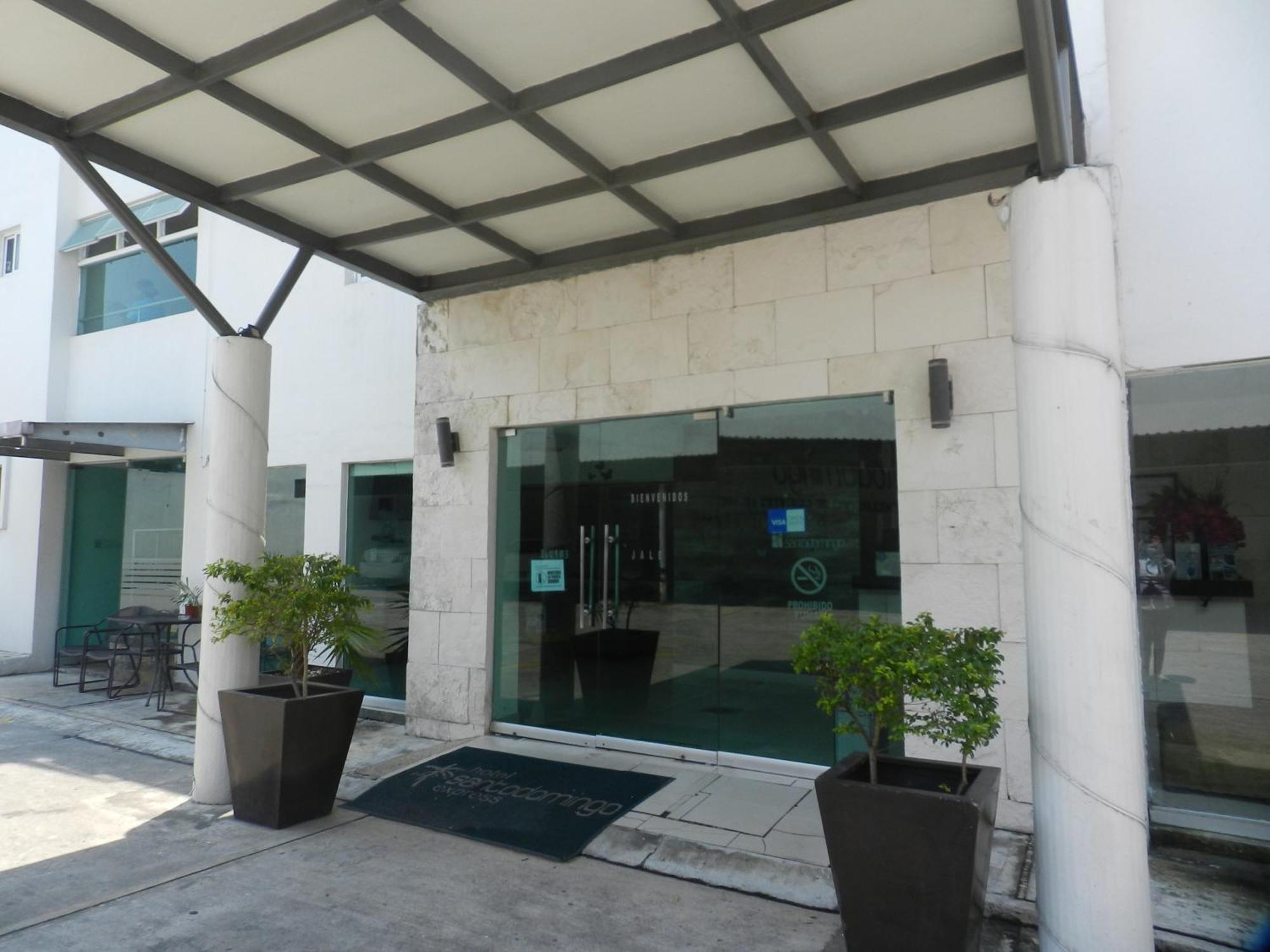 Hotel Santo Domingo Express Villahermosa Exterior photo